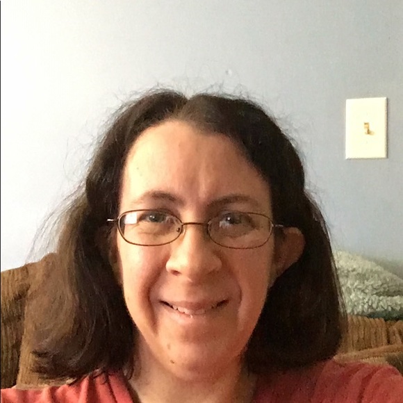 Meet your Posher, Christine - Picture 1 of 1